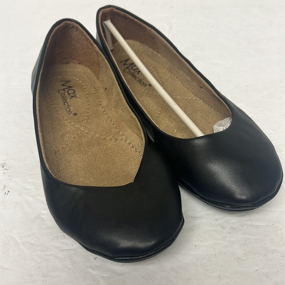 New Mac Collection May By-256 size 6 flats - Picture 2 of 7
